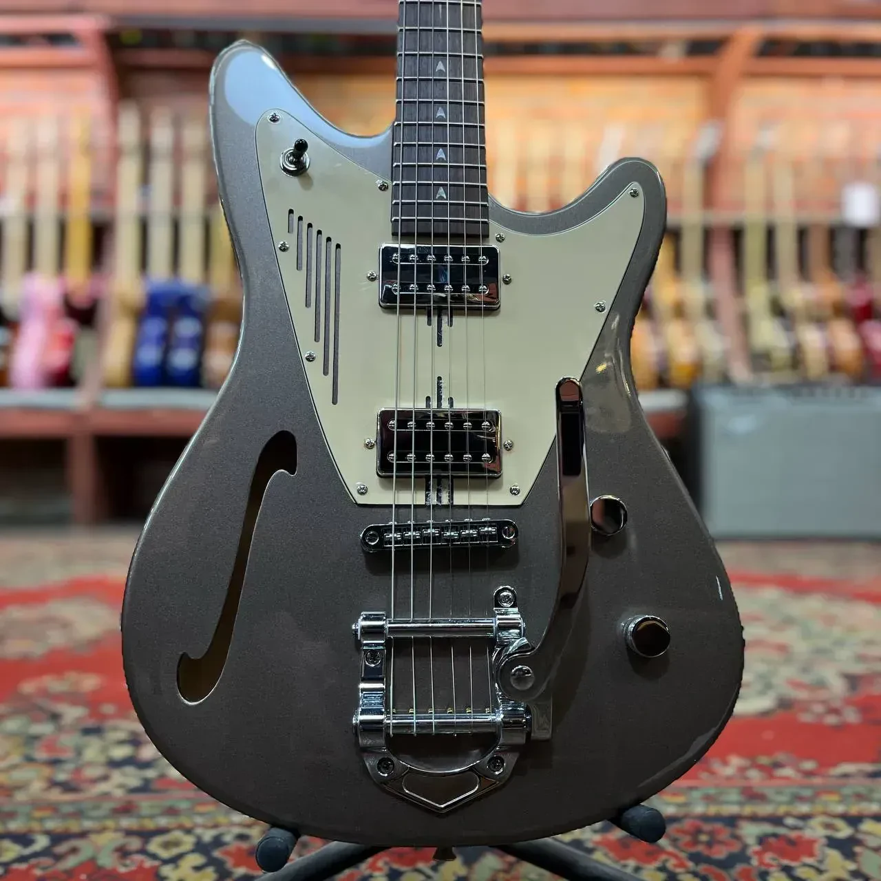 Электрогитара полуакустическая Magneto SL-4300 RC/SG Starlux Double Cut HH Sunset Gold