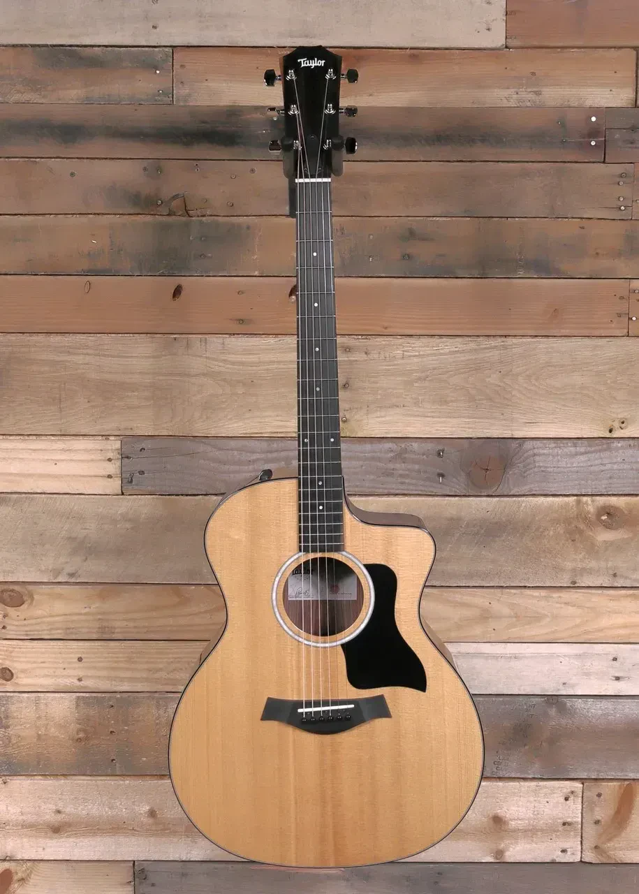 Электроакустическая гитара Taylor 214ce Plus Grand Auditorium Natural