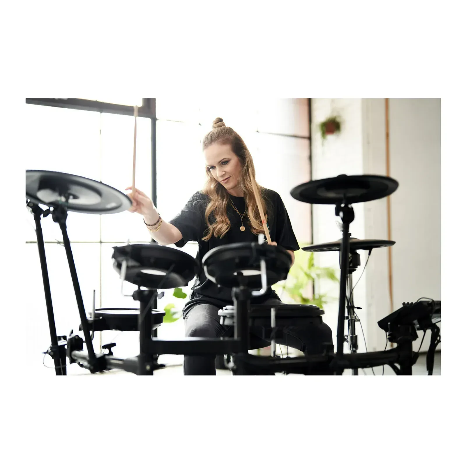 Изображение №6