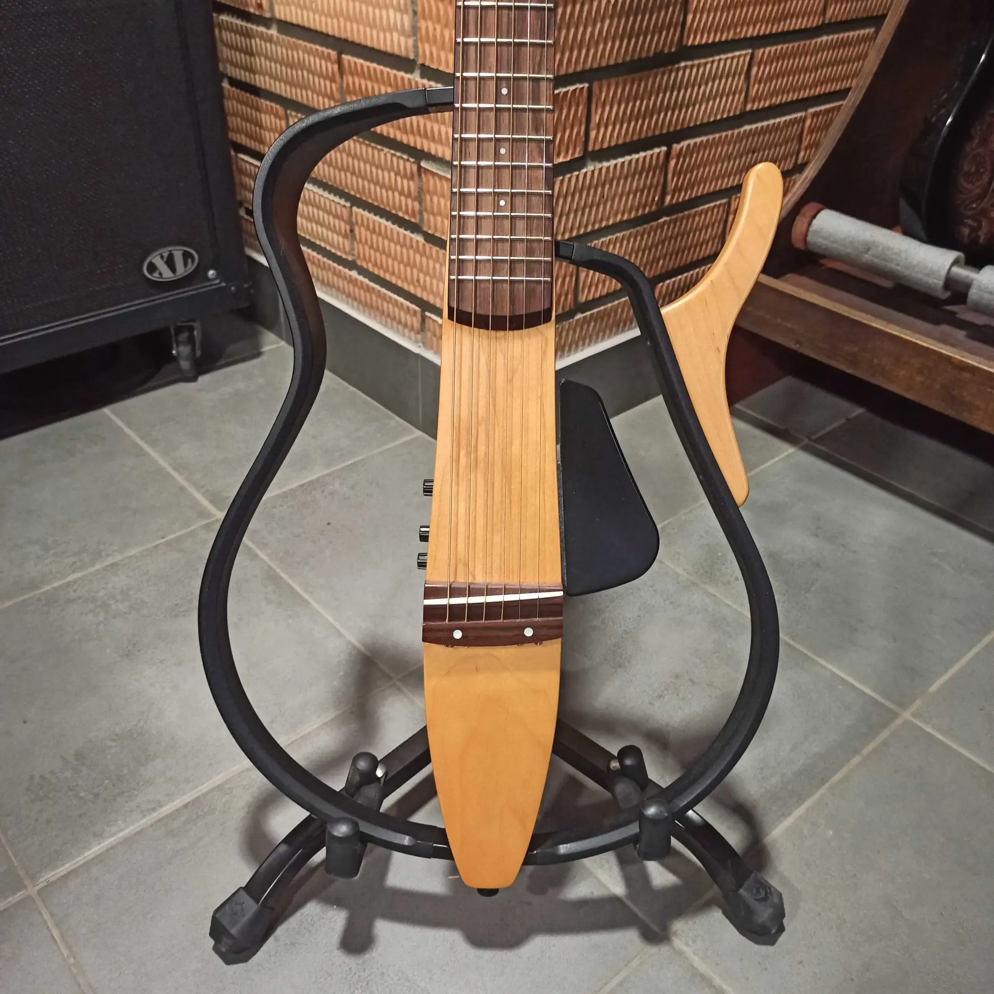 Электроакустическая гитара Yamaha SLG-100S Silent Guitar Natural Gigbag Indonesia 2010s