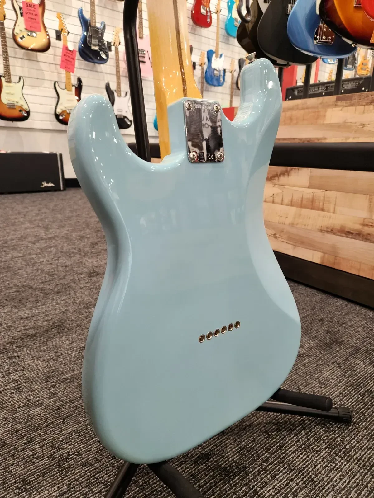 Изображение №5