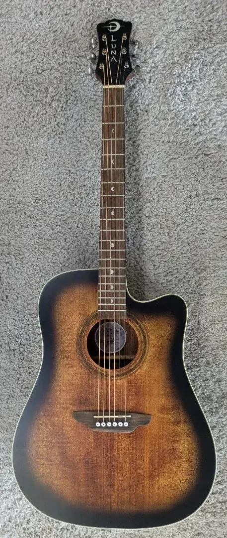 Luna Art Vintage Dreadnought Cutaway Solid Top Acoustic Electric Guitar
