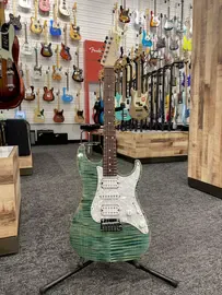 Электрогитара Suhr 01-CUS-0018 Custom Standard Flame Top Green w/Hard Case