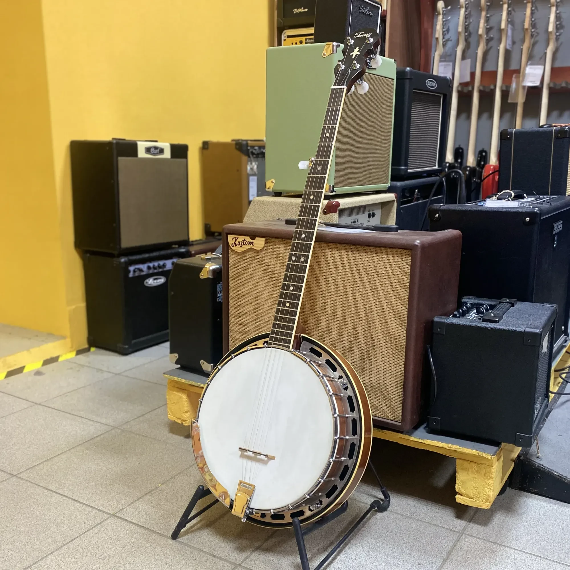 Изображение №6