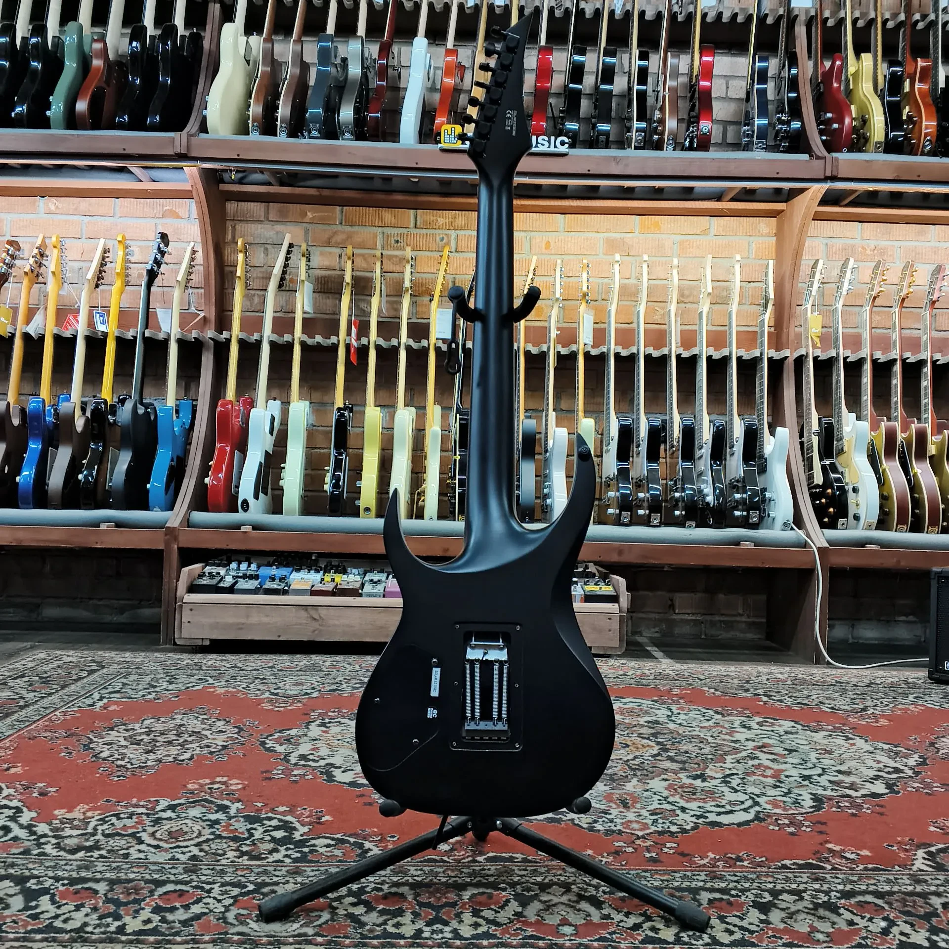 Изображение №10