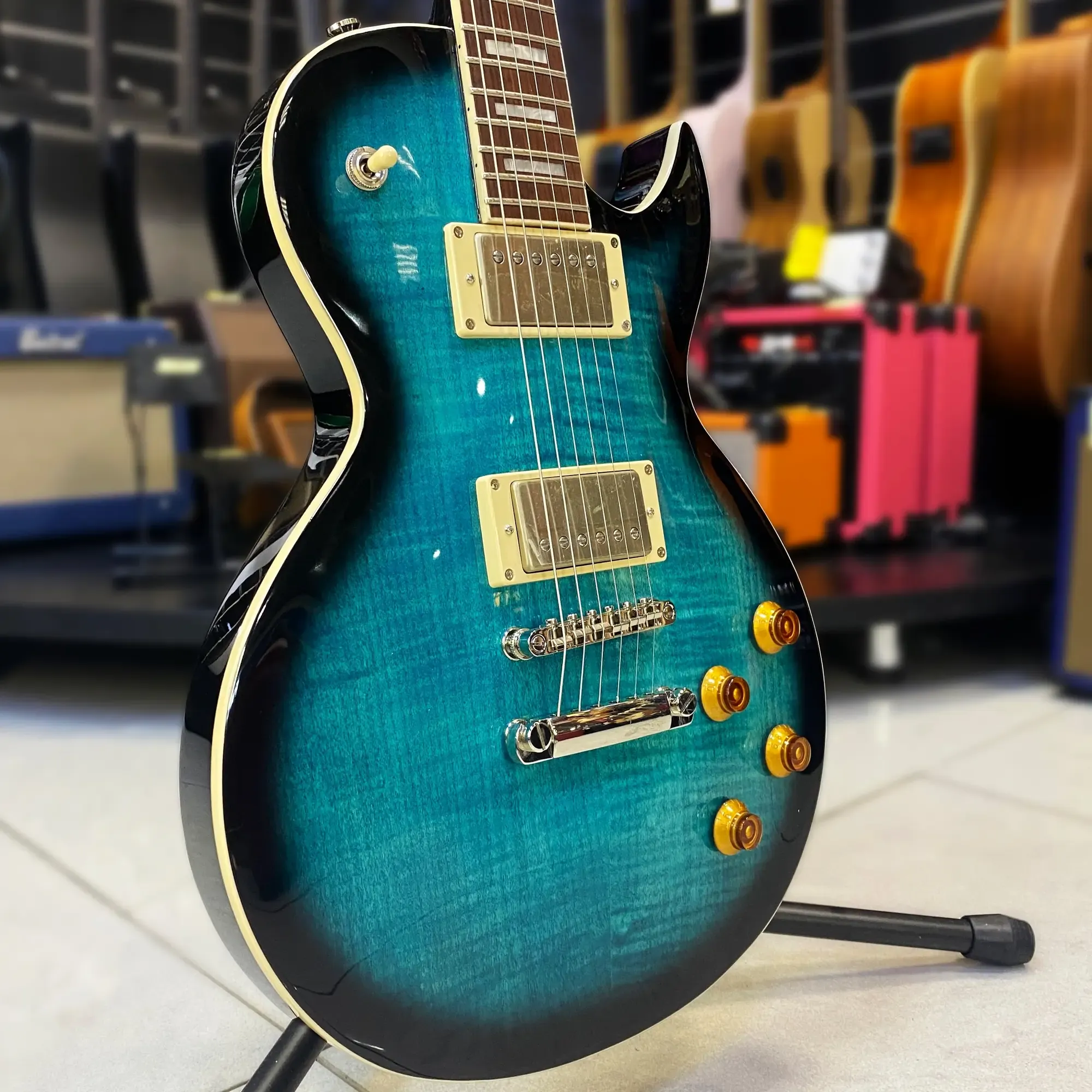 Изображение №6