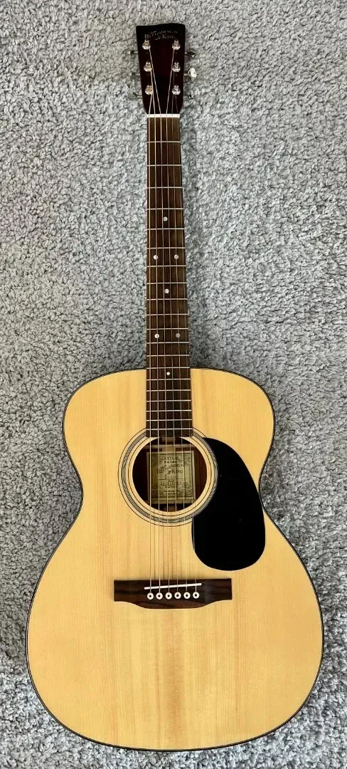 Recording King Deluxe All Solid 000 Aged Adirondack Spruce and Mahogany Guitar