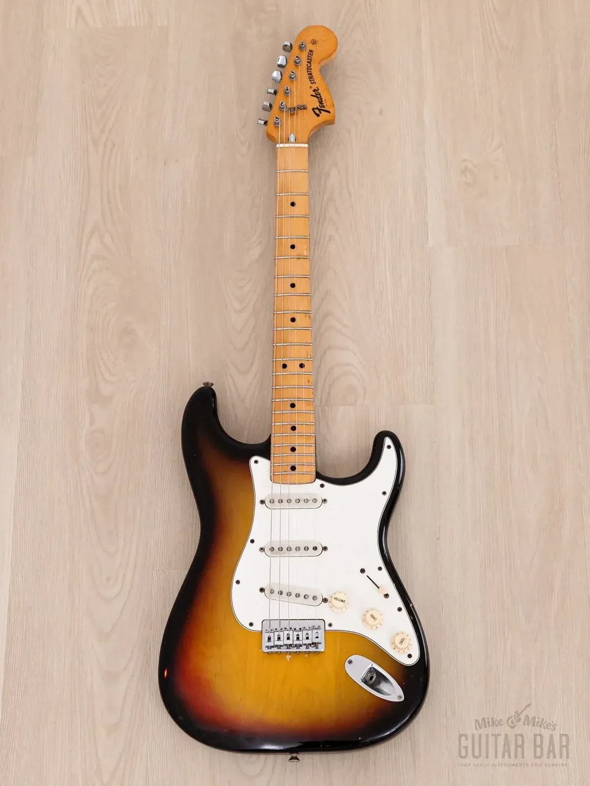 Электрогитара Fender Stratocaster Hardtail SSS Sunburst w/case USA 1975