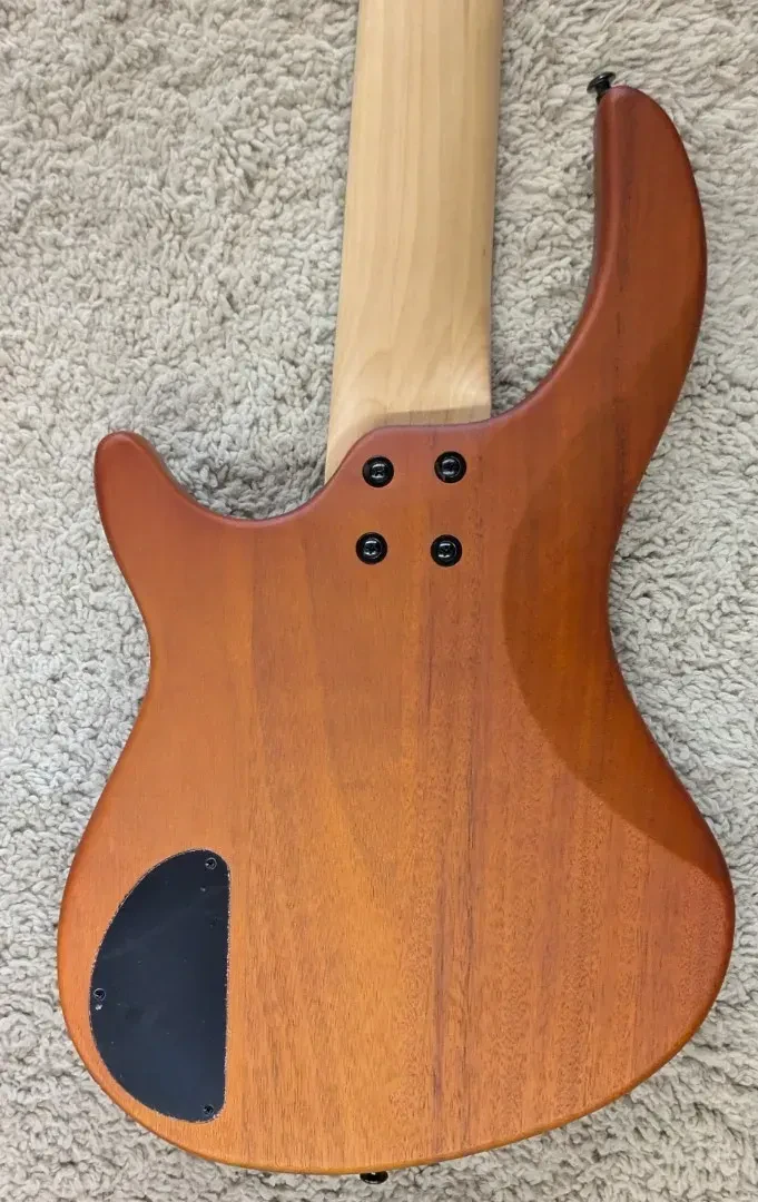 Изображение №6