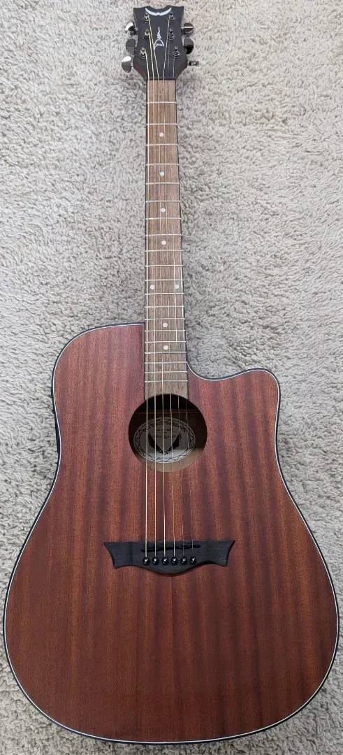 Б/У Электроакустическая гитара Dean Guitars AX DCE MAH Dreadnought, вырез, махагони