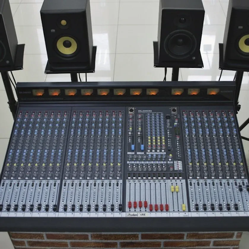 SKIFMUSIC — музыкальный магазин в Томске