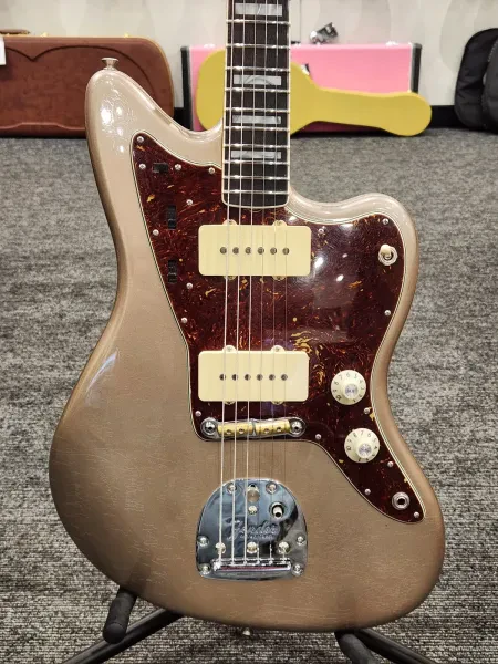 Fender Custom Shop '67 Jazzmaster Deluxe Closet Classic Electric Guitar, Rosewoo