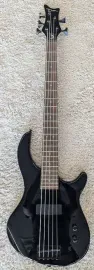 Бас-гитара Dean Guitars E095CBK Edge Classic Black