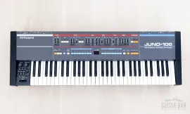 Б/У синтезатор Roland Juno-106 аналоговый 120V (1984) с кейсом