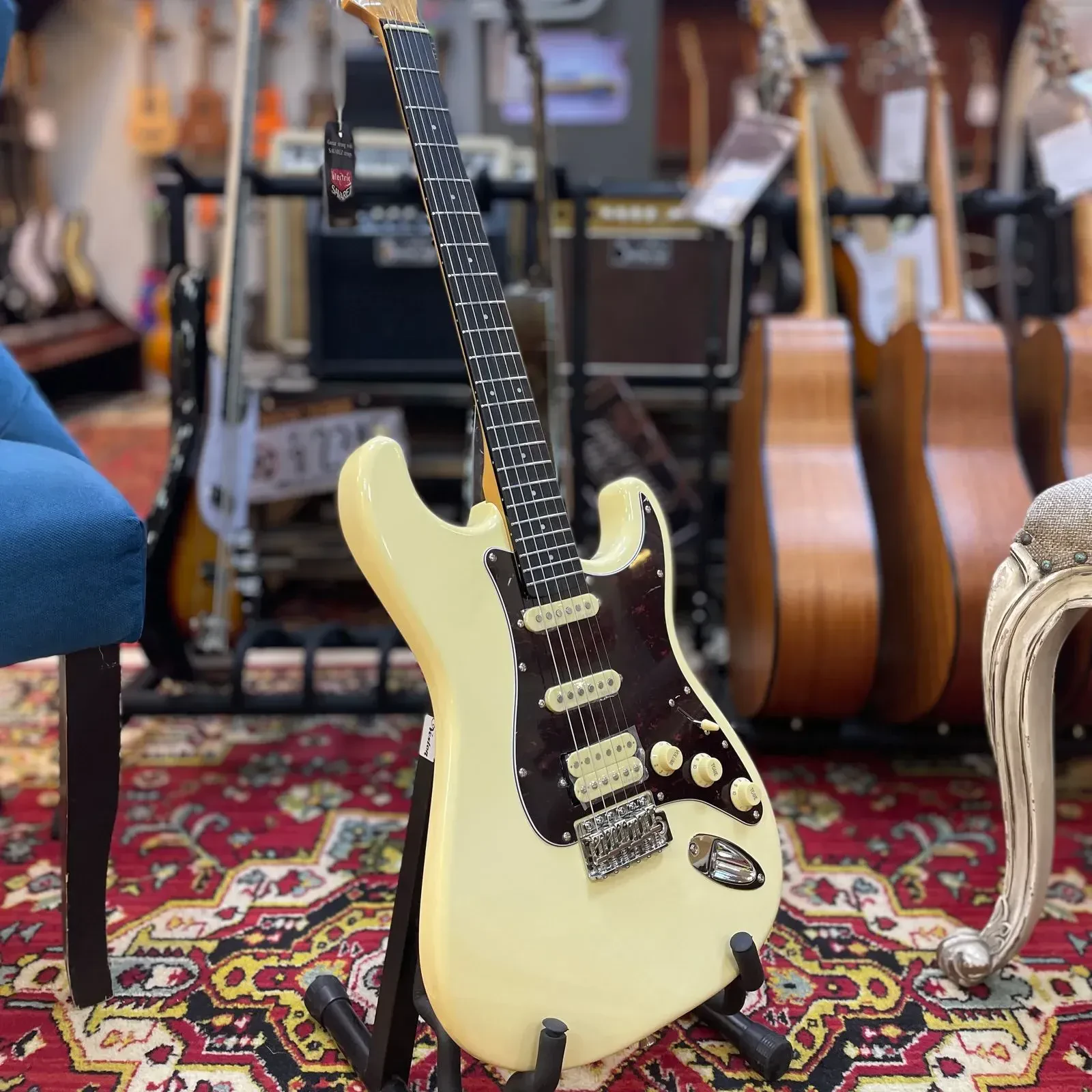 Изображение №6