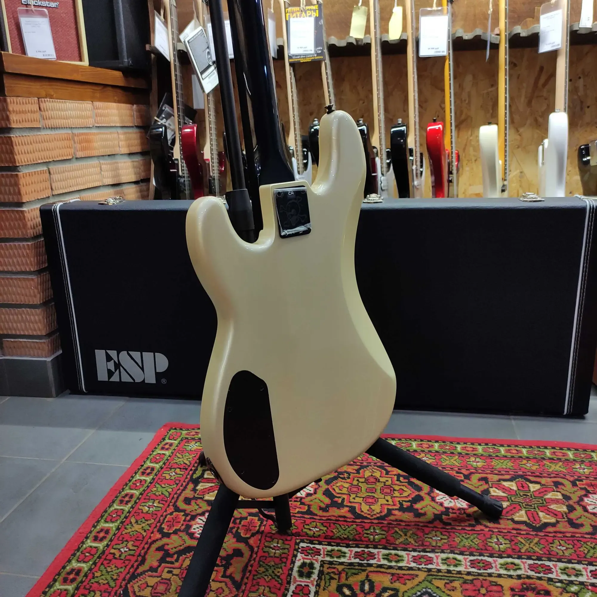 Изображение №12