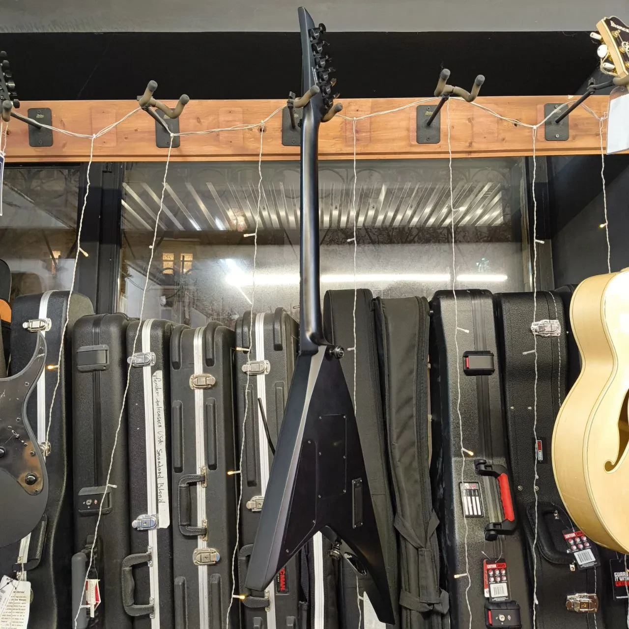 Изображение №12