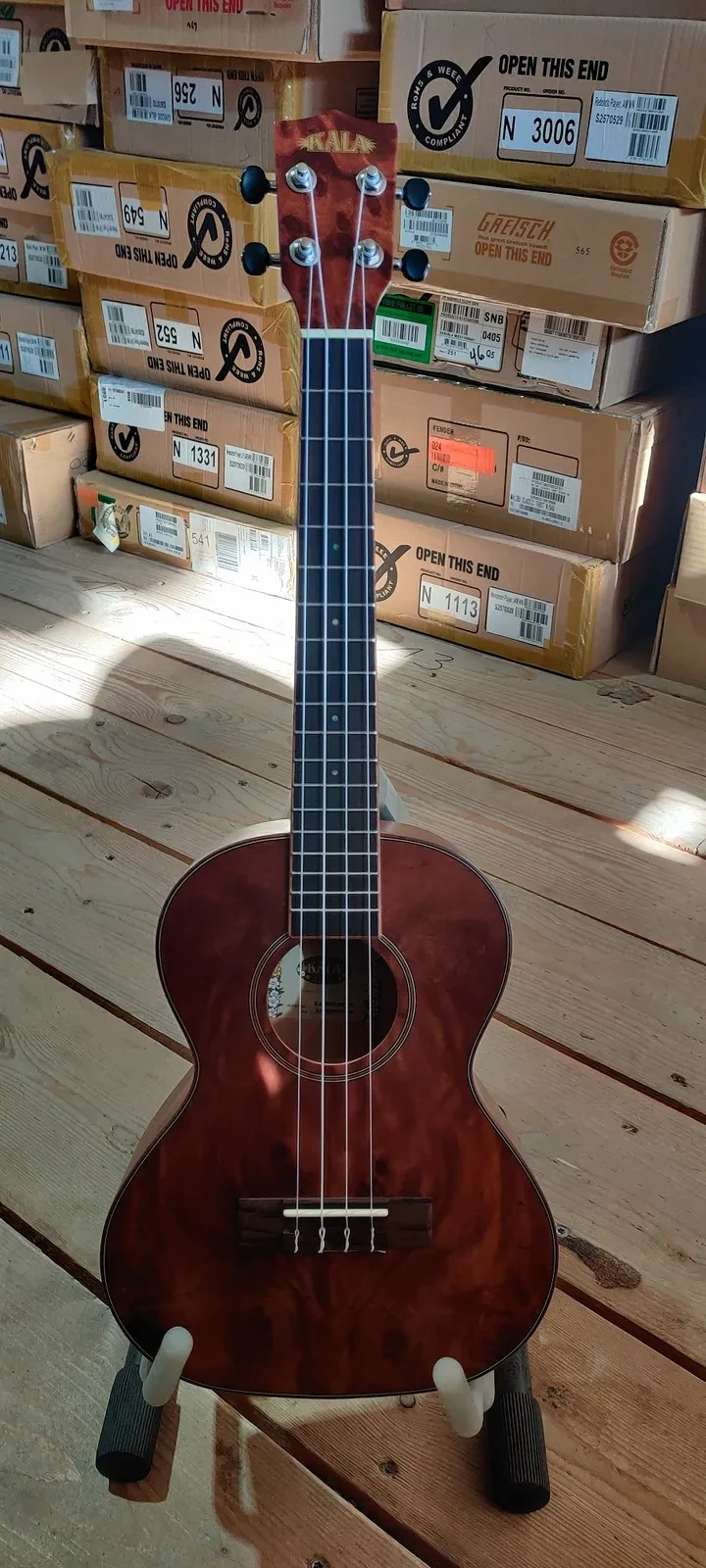 KALA KA-CHOC-BUR-T - Chocolate Exotic Burl Tenor Ukulele, with Bag B-Stock