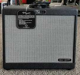 Fender Tone Master FR-10 Full range Flat Response Powered Speaker for Profilers