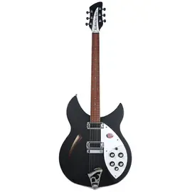 Электрогитара Rickenbacker 330 Semi-Hollow Electric Guitar, Matte Black w/ Hard Case