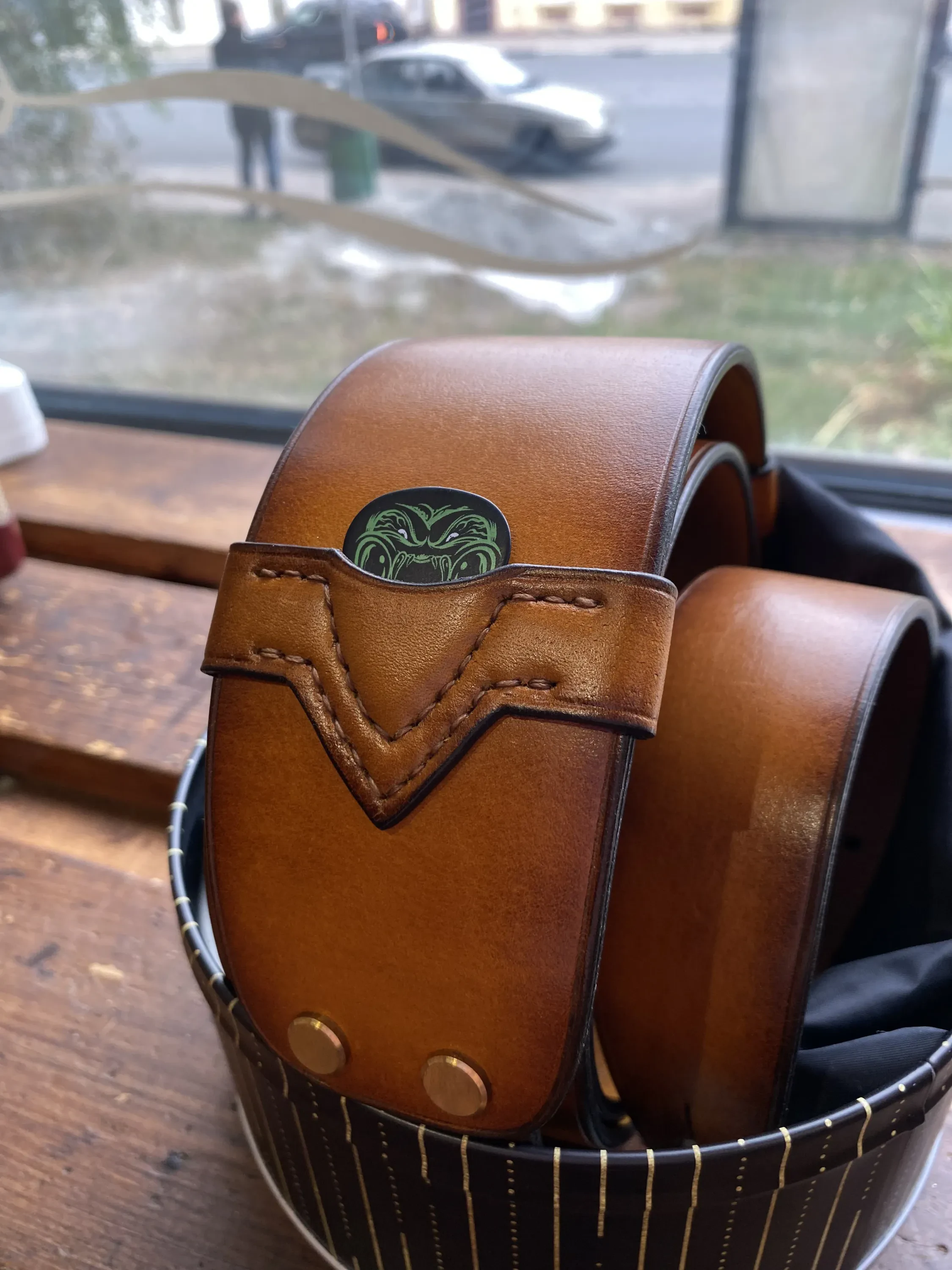 Изображение №4