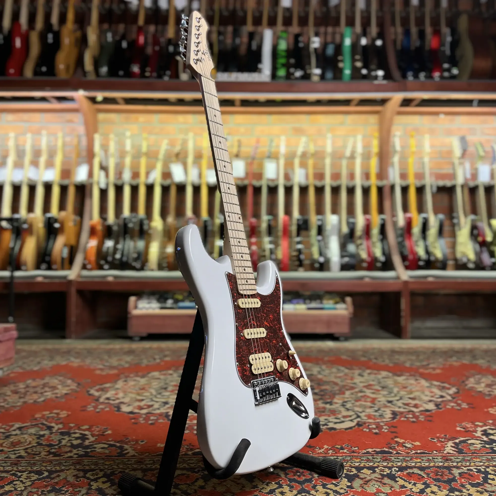 Изображение №6