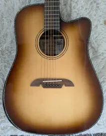 Б/У Электроакустическая гитара Alvarez MDA70WCEARSHB Masterworks Elite Dreadnought с вырезом