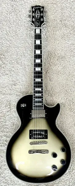 Электрогитара Epiphone Adam Jones Les Paul Custom Silverburst с кейсом