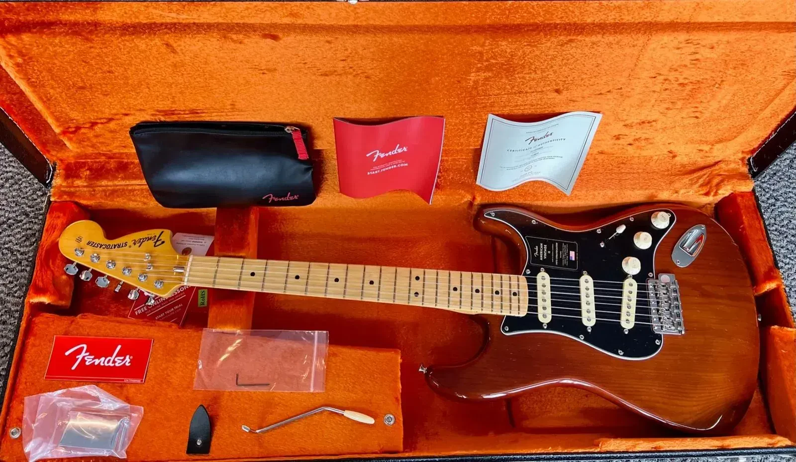 Fender American Vintage II 1973 Mocha Stratocaster Guitar w/Hard Case - Demo