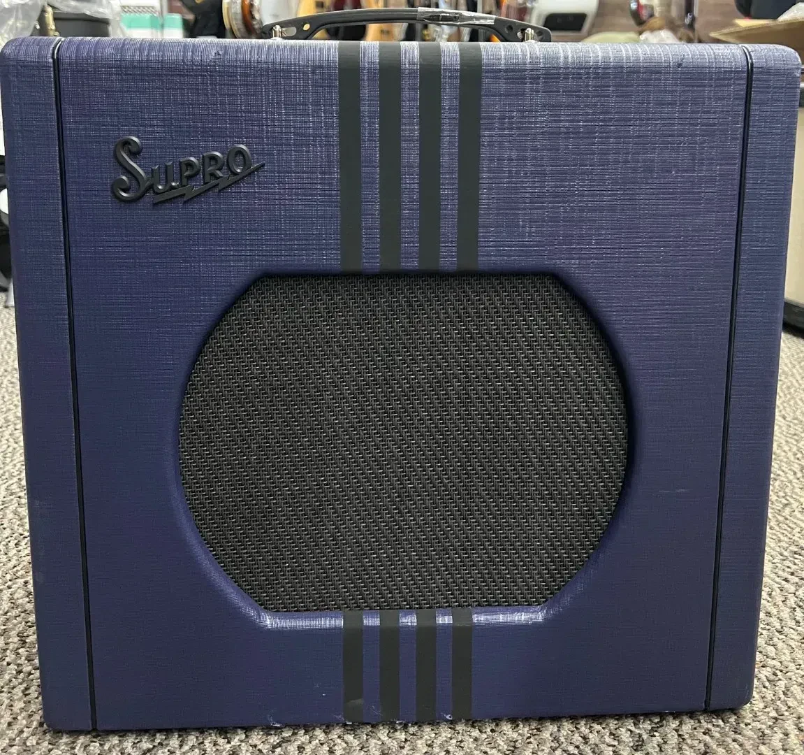Supro LIMITED Delta King 12 15-Watt 1x12 Tube Combo Amp - Blue and Black B-Stock