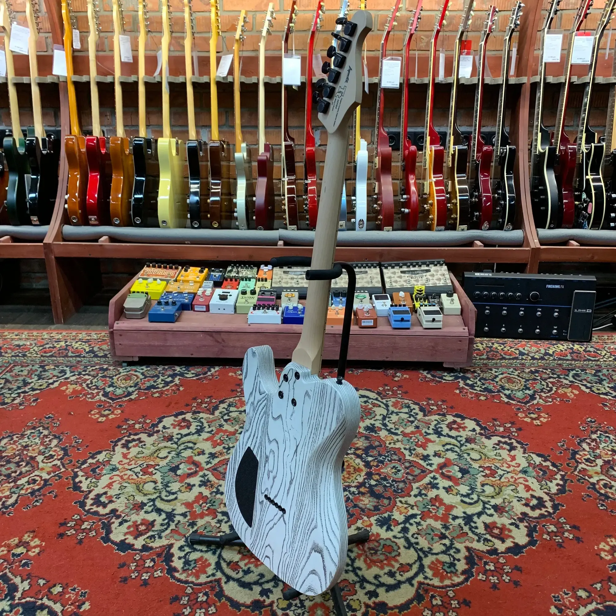 Изображение №6