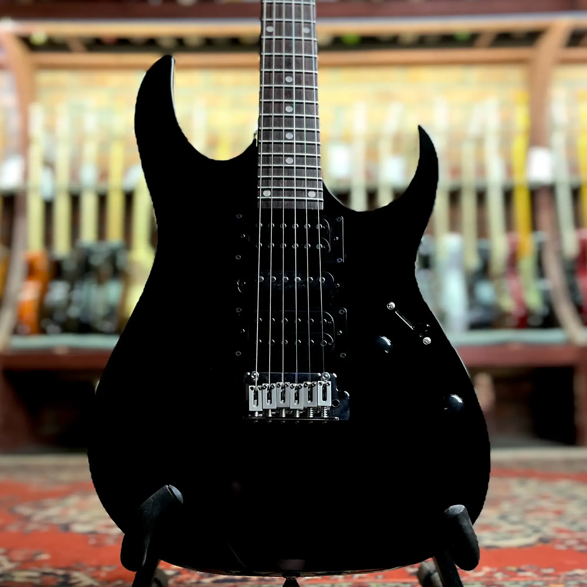 Электрогитара DeMarco DMSST Superstrat HSH Black