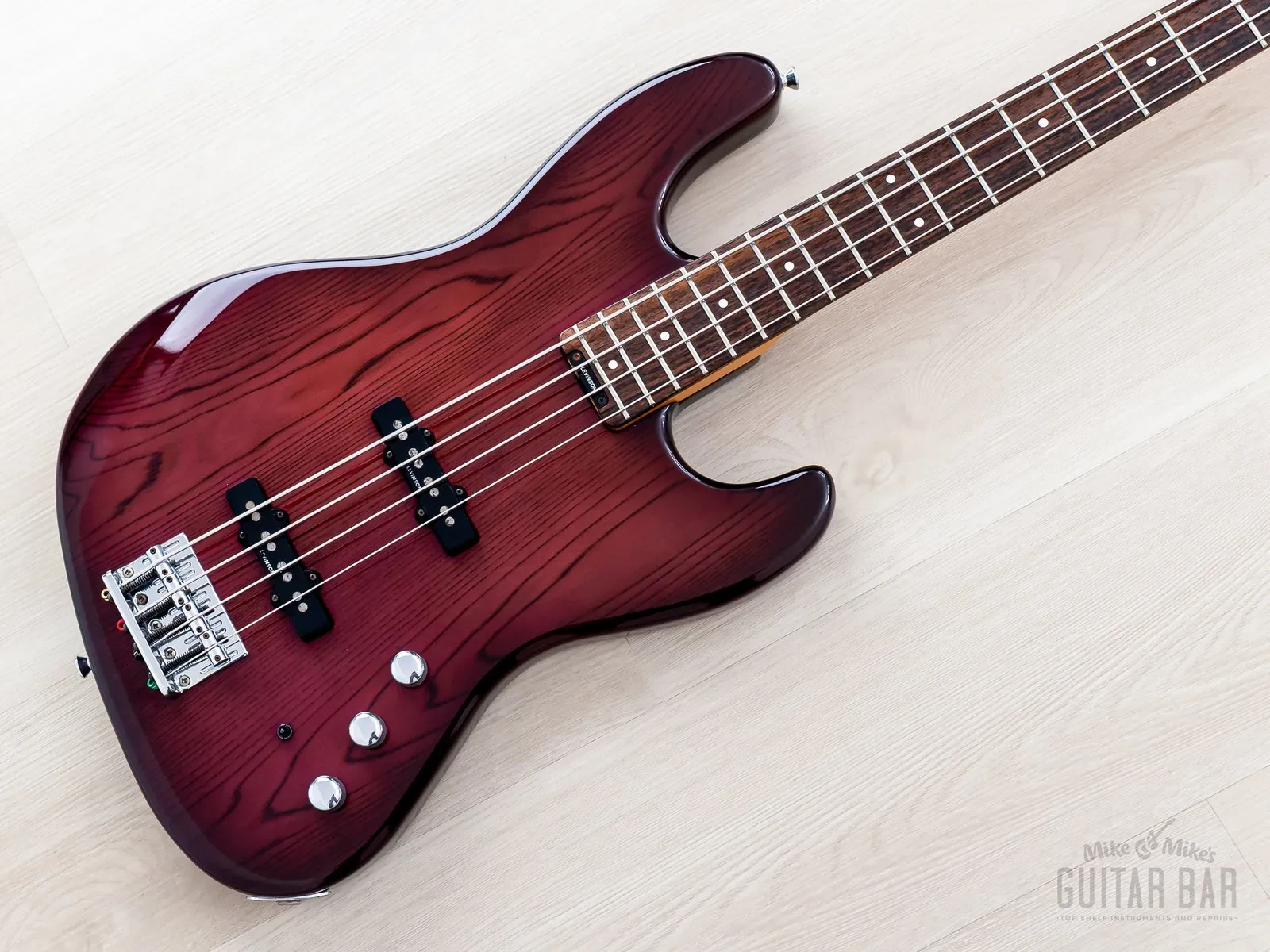 1980s Levinson Blade B3 Vintage Jazz Bass Misty Violet w/ Active Preamp, Japan