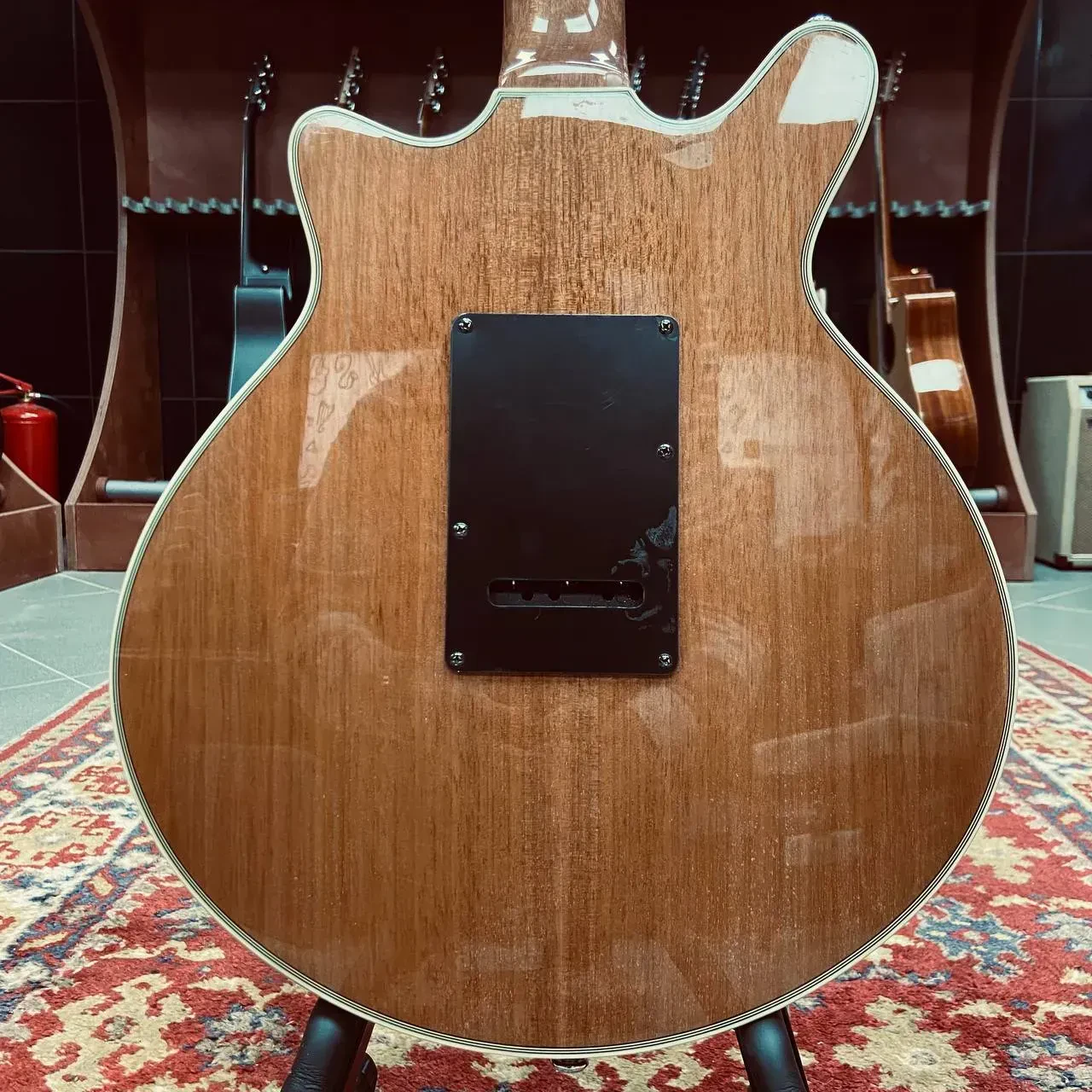 Изображение №8