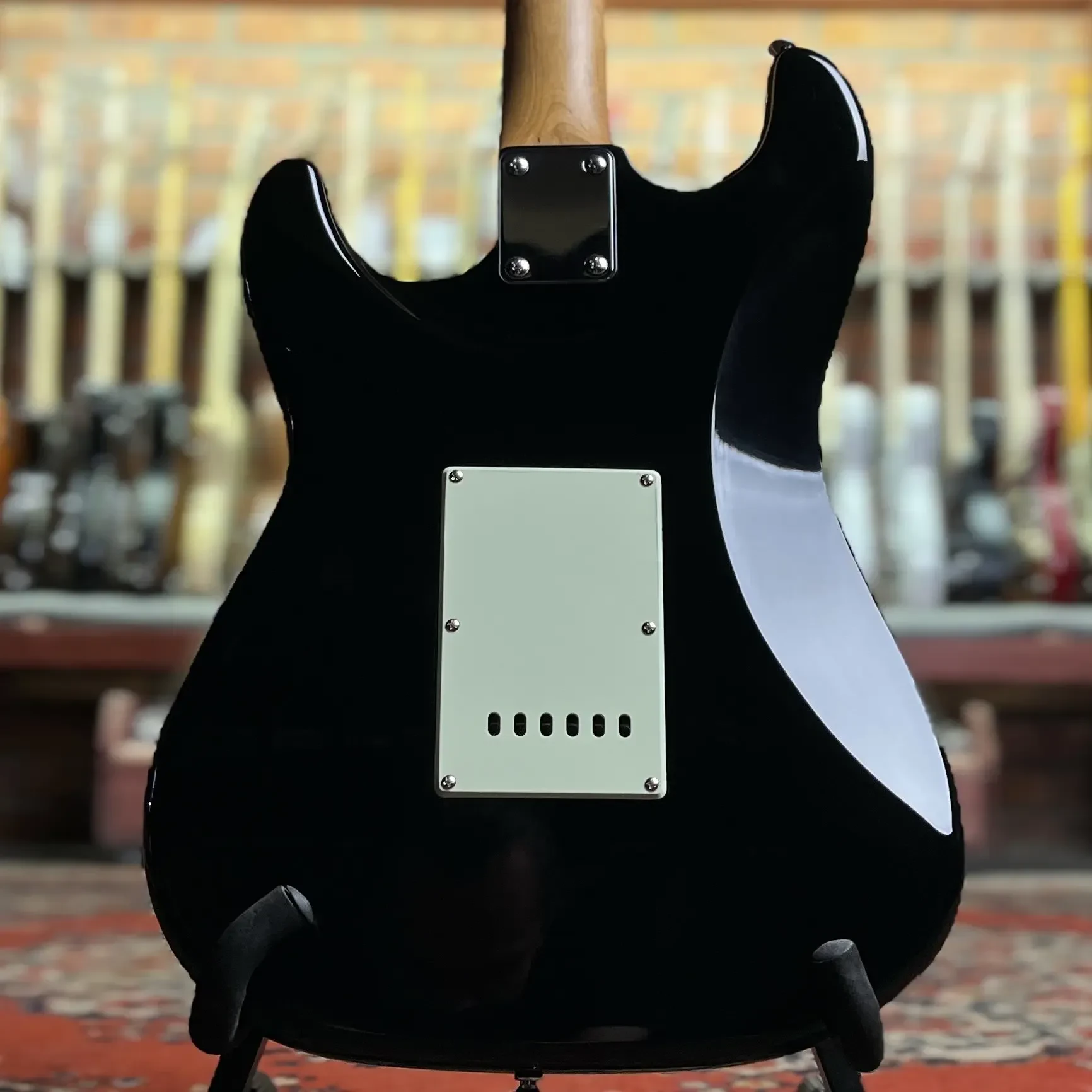 Изображение №5