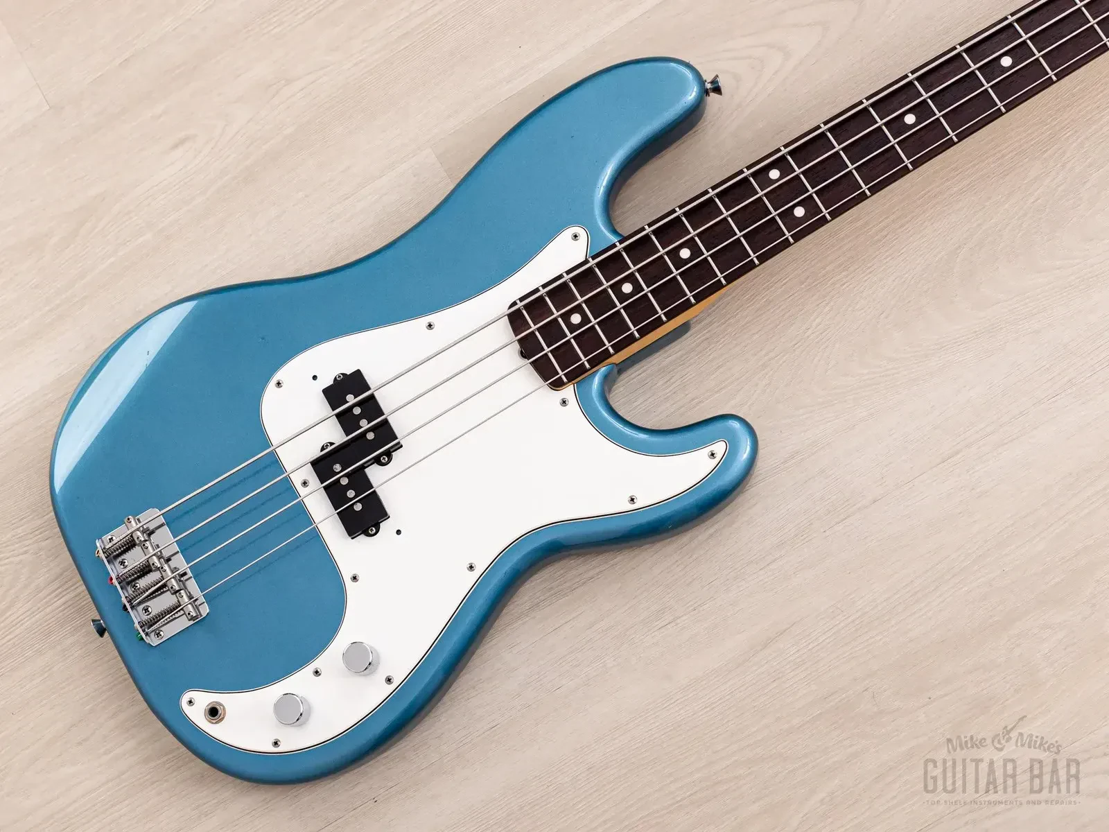 Б/У Бас-гитара Fender Precision Bass '62 Vintage Reissue Japan CIJ 2000