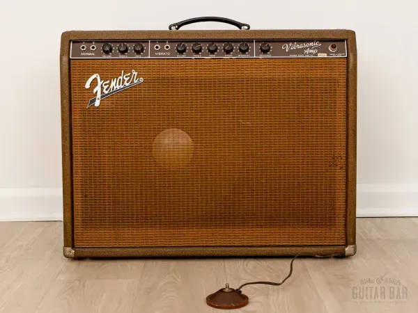 Комбоусилитель для электрогитары Fender Vibrasonic Brown 40W 1x15 USA 1961