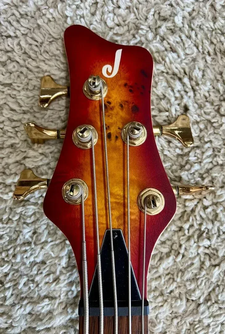 Изображение №4