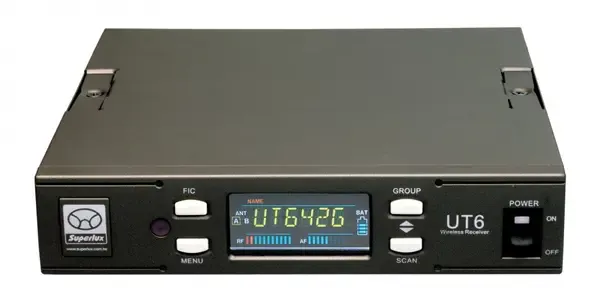 Аналоговая радиосистема с ручным микрофоном Superlux UT64/108A
