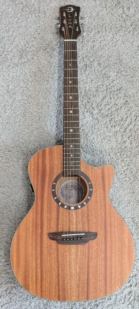 Luna MOON GC MM Natural Grand Concert Size Acoustic Electric Guitar -Prototype ?