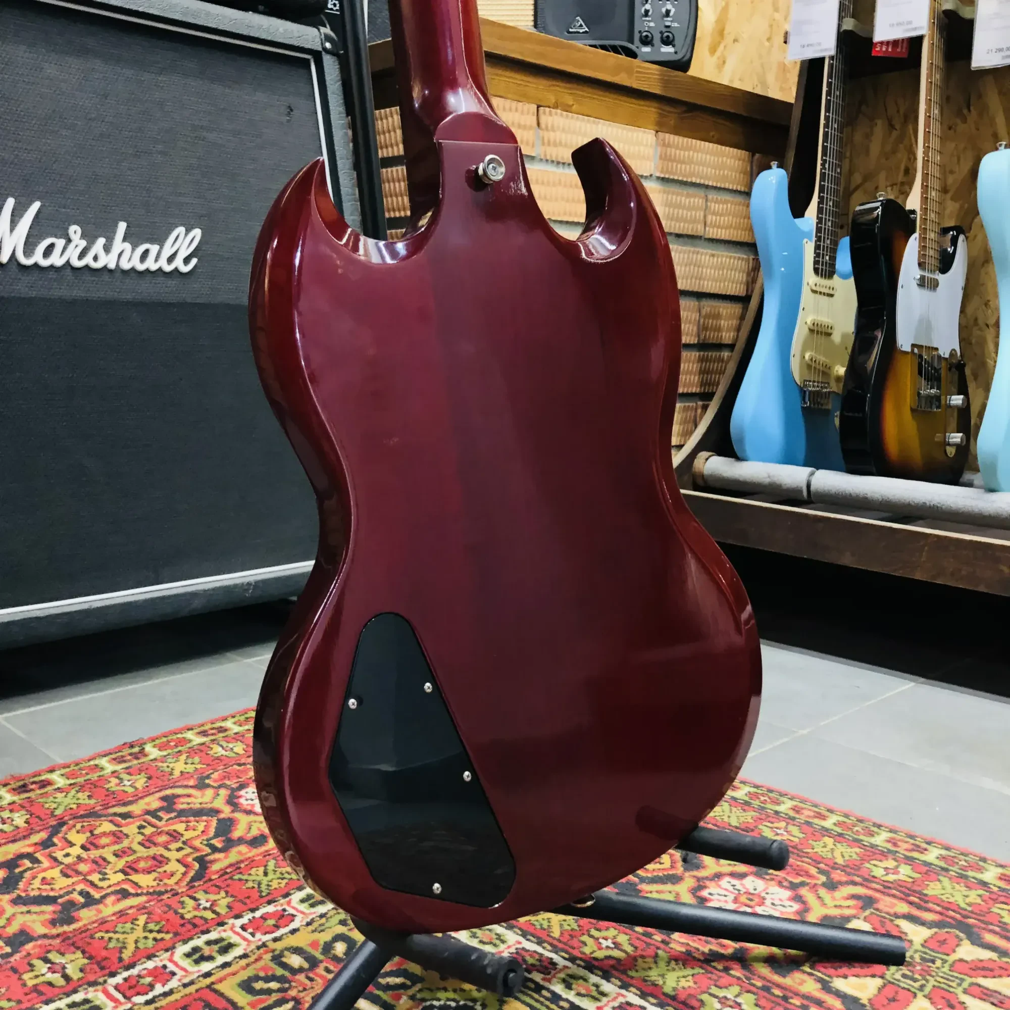 Изображение №11