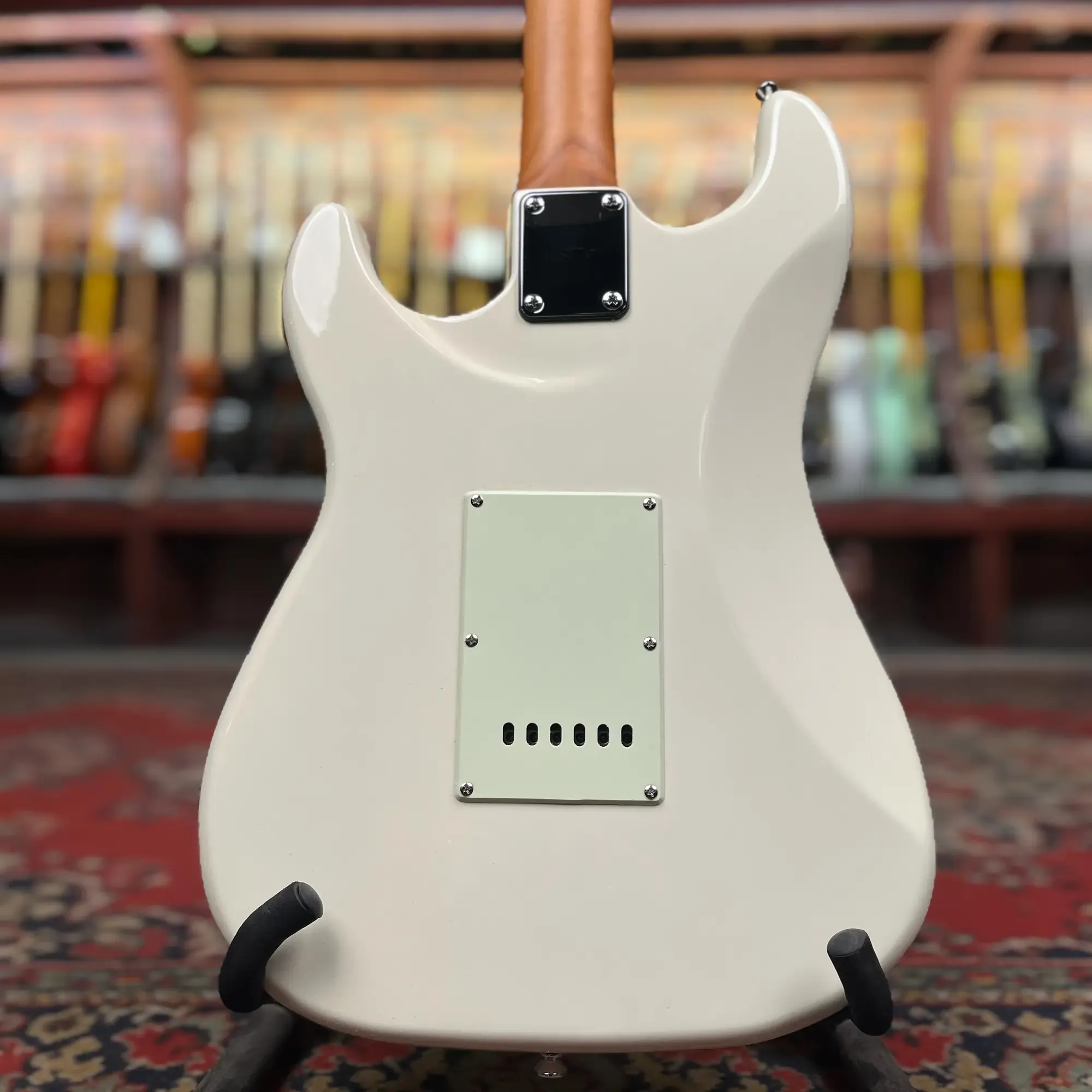 Изображение №6