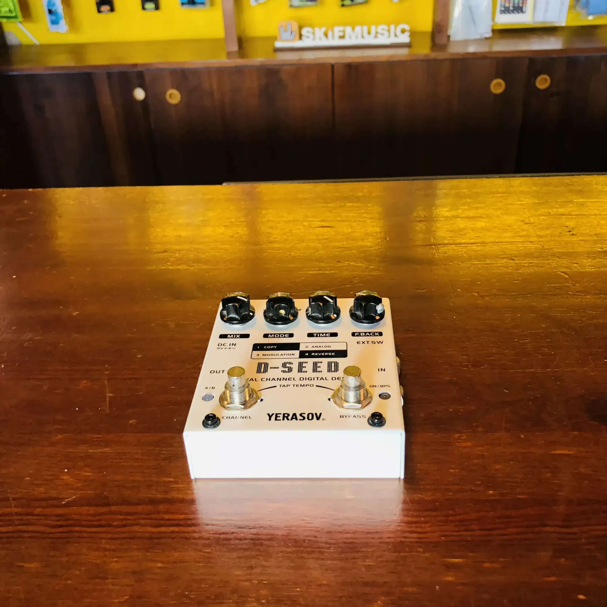 Педаль эффектов для электрогитары Yerasov D-Seed Dual Channel Digital Delay China 2020's