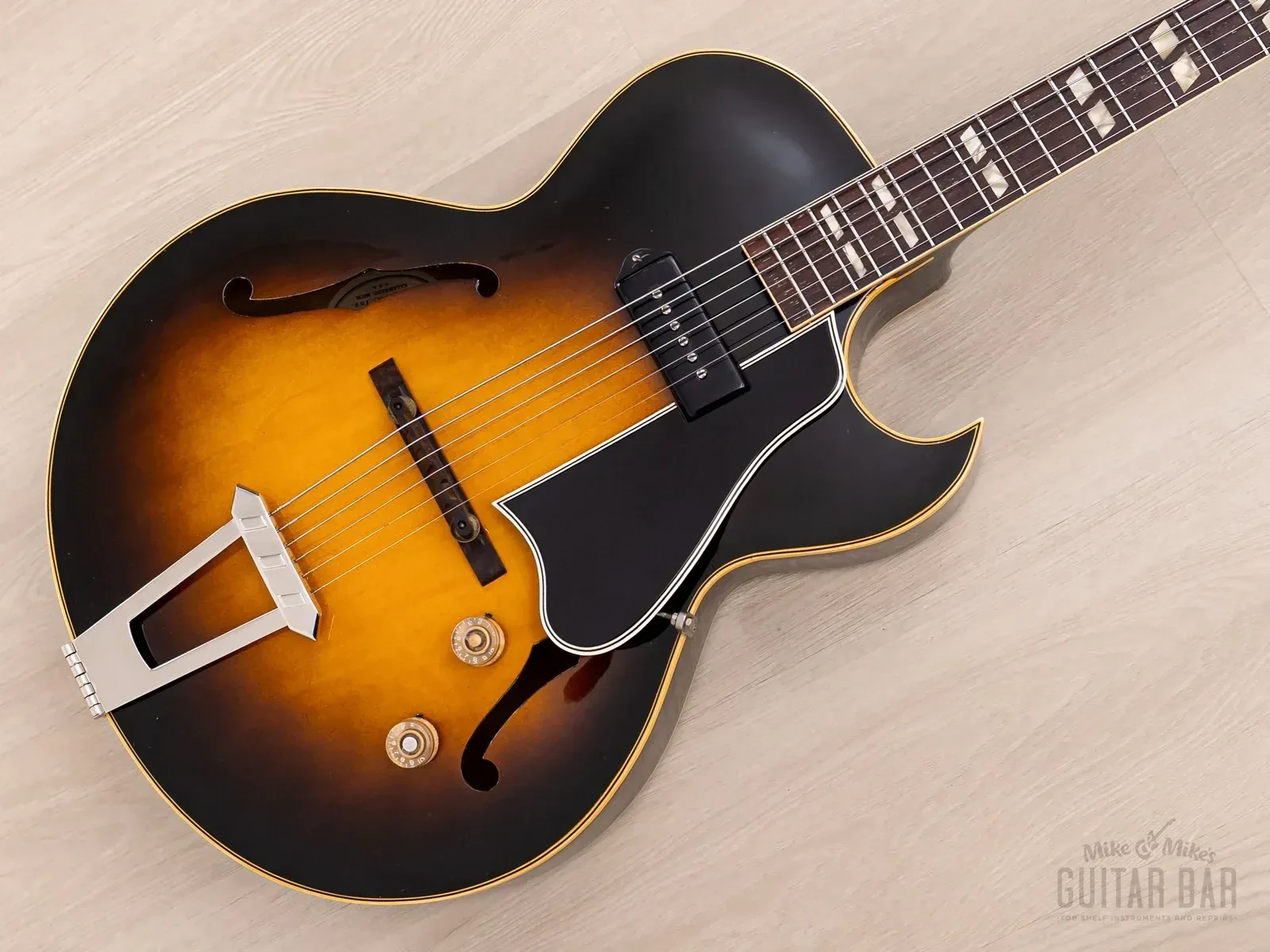 1951 Gibson ES-175 Vintage Archtop Electric Guitar, Collector-Grade w/ Case