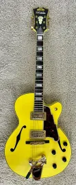 Электрогитара полуакустическая D'Angelico Deluxe 175 Matte Yellow с кейсом