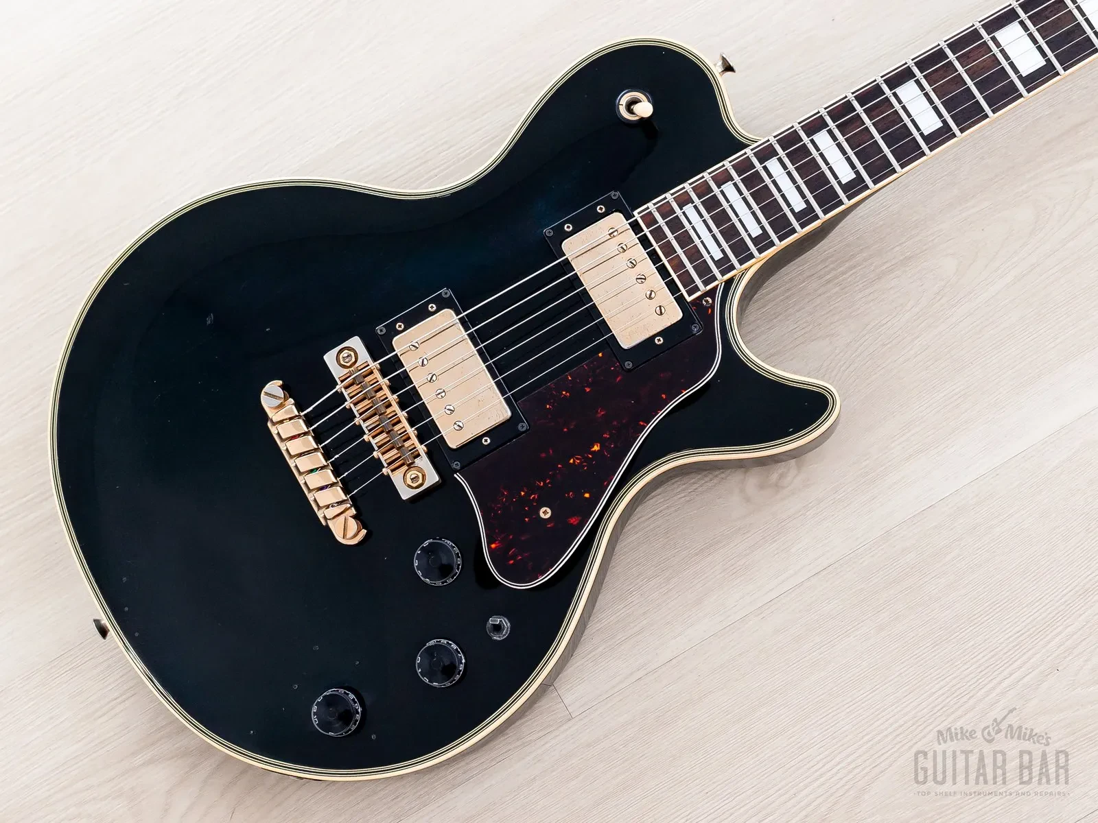 Б/У электрогитара Ibanez PF350 1980 г., черная, с кейсом