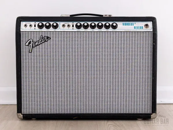 Комбоусилитель для электрогитары Fender Vibrolux Reverb Silverface 1x12 1x10 USA 1974