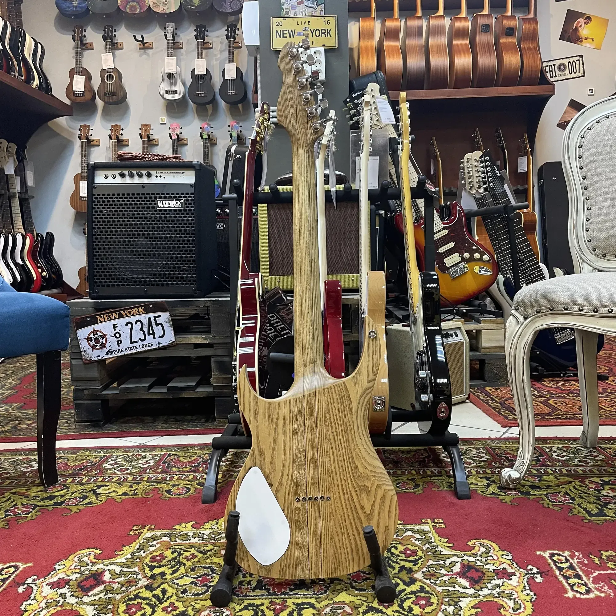 Изображение №7