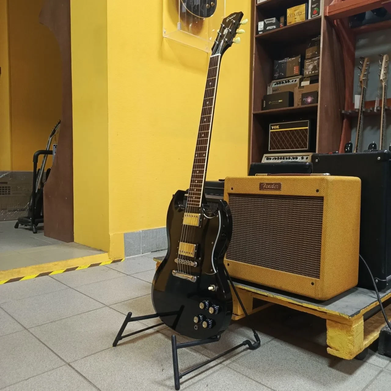 Изображение №6