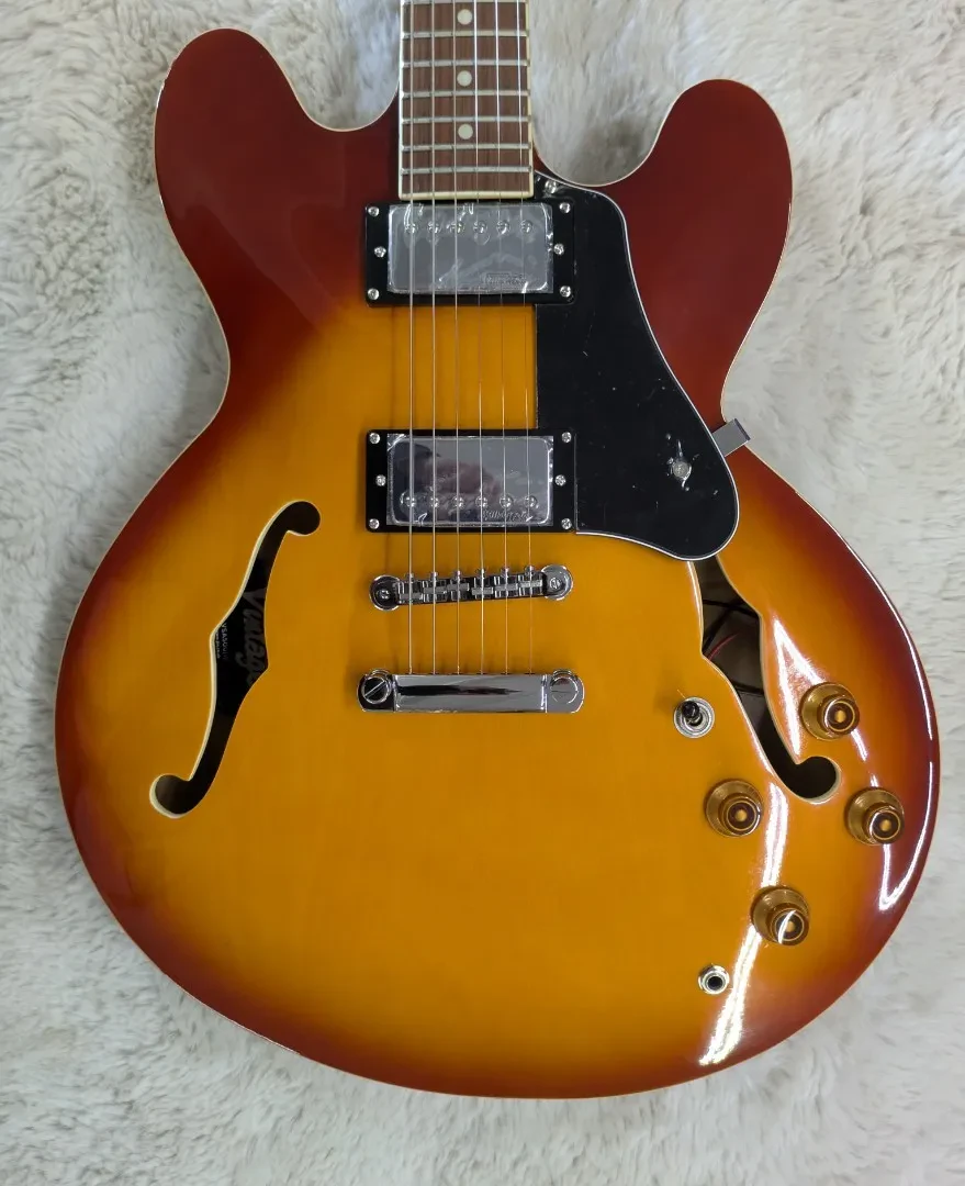 Vintage VSA500HB Reissued Semi Hollow Body Electric Guitar Honeyburst - B-Stock